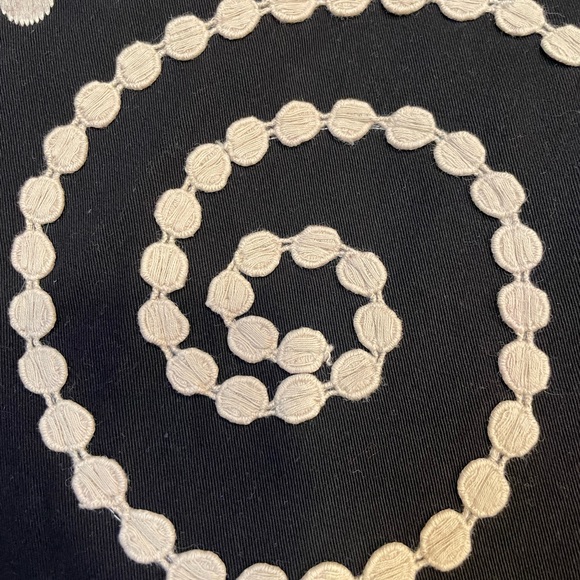 Boden black A-line skirt with embroidery, size 10L - Picture 2 of 8